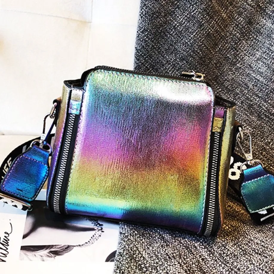 Stylová dámská metalická mini crossbody kabelka