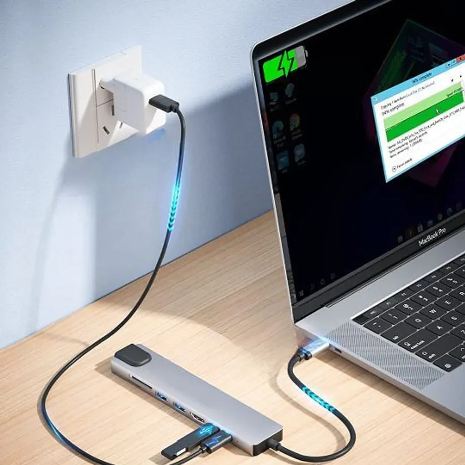 Víceportový adaptér USB-C Hub adaptér 8v1