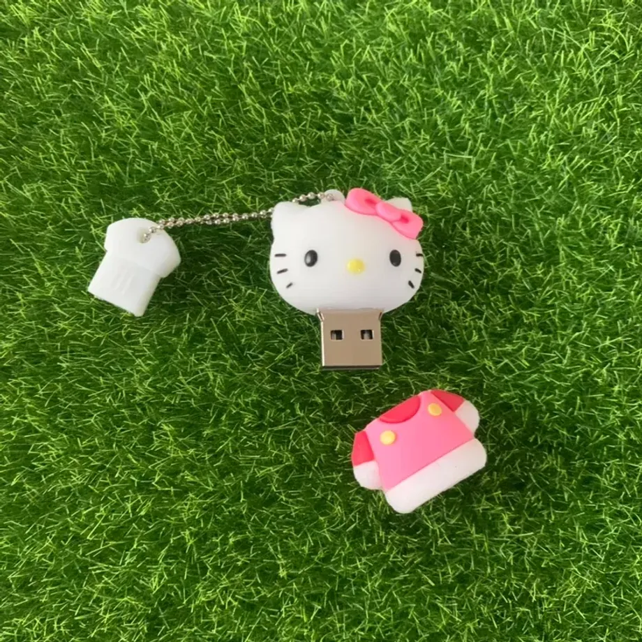 Roztomilý USB flash disk v provedení Hello Kitty