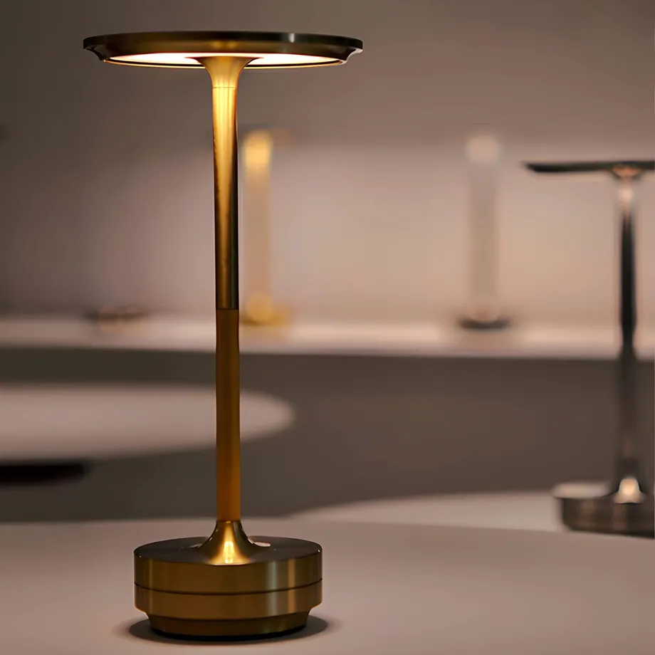 Bezdrátová stolní lampa Minimalism - Dotykové ovládání, moderní design, plynulé stmívání, hliníkový materiál, LED ochrana očí, USB nabíjení s velkou baterií, ideální pro čtení, ložnici a obývací pokoj.