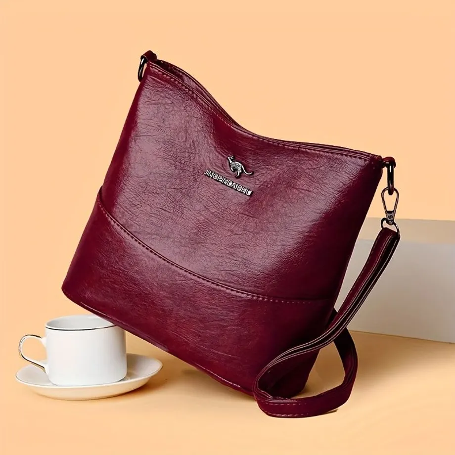 Stylová crossbody kabelka s vintage nádechem pro ženy - měkká umělá kůže