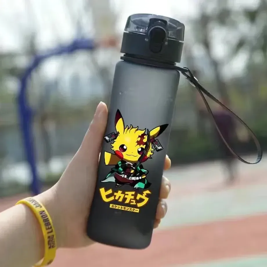 Dětská sportovní láhev na pití s roztomilými obrázky známých Pokémon postaviček