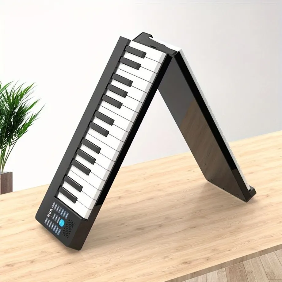 Kompaktní chytré piano s 61 klávesami - online výuka hudby, externí audio a sluchátka, standardní velikost, LED displej, USB