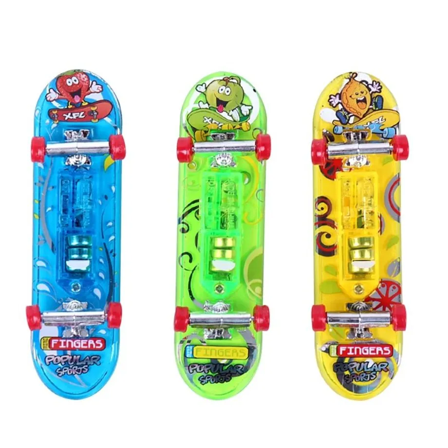 Sada 2 ks mini prstových svítících skateboardů