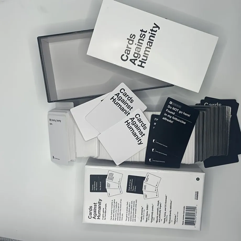 Party Hra Cards Against Humanity Pro Rodinu, Karty S Pitím, Vánoční Potřeby