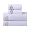 2 White Towels + 2 Bath Towels